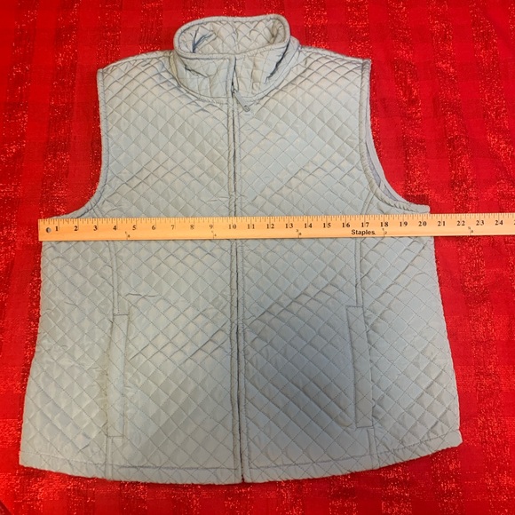 Izod Quilted Vest in Light Blue, Size L in Like New Condition - Picture 6 of 6